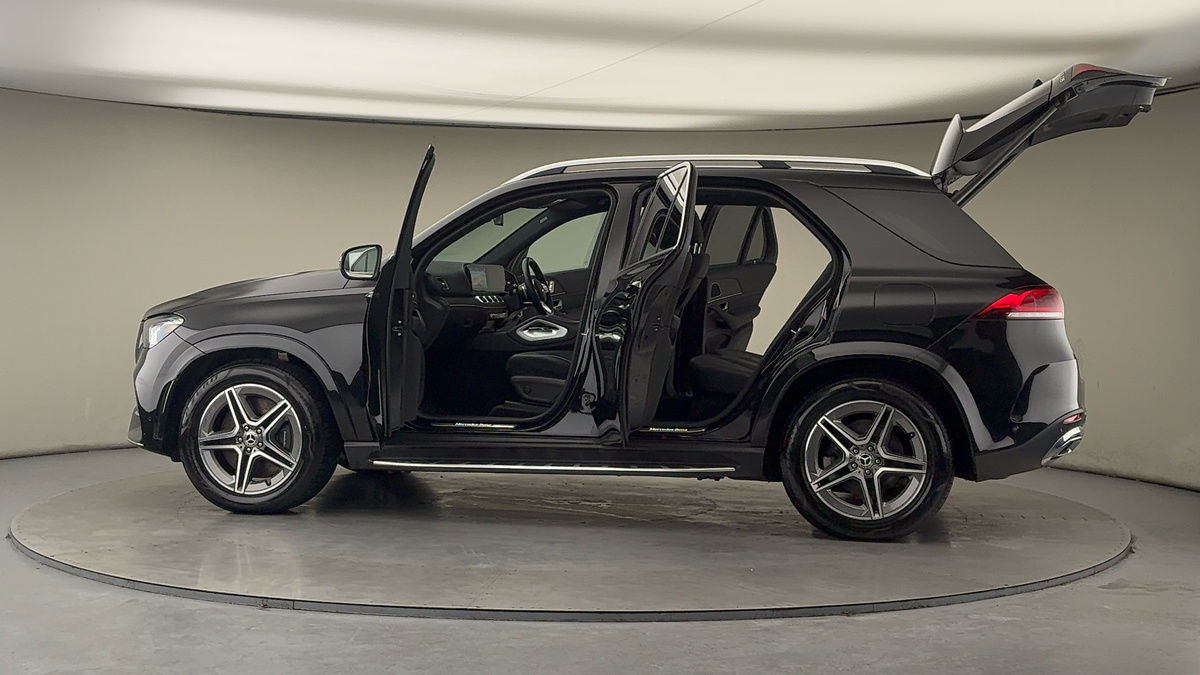 Used Mercedes-Benz GLE 2021 for sale - 77547999: Photo 48