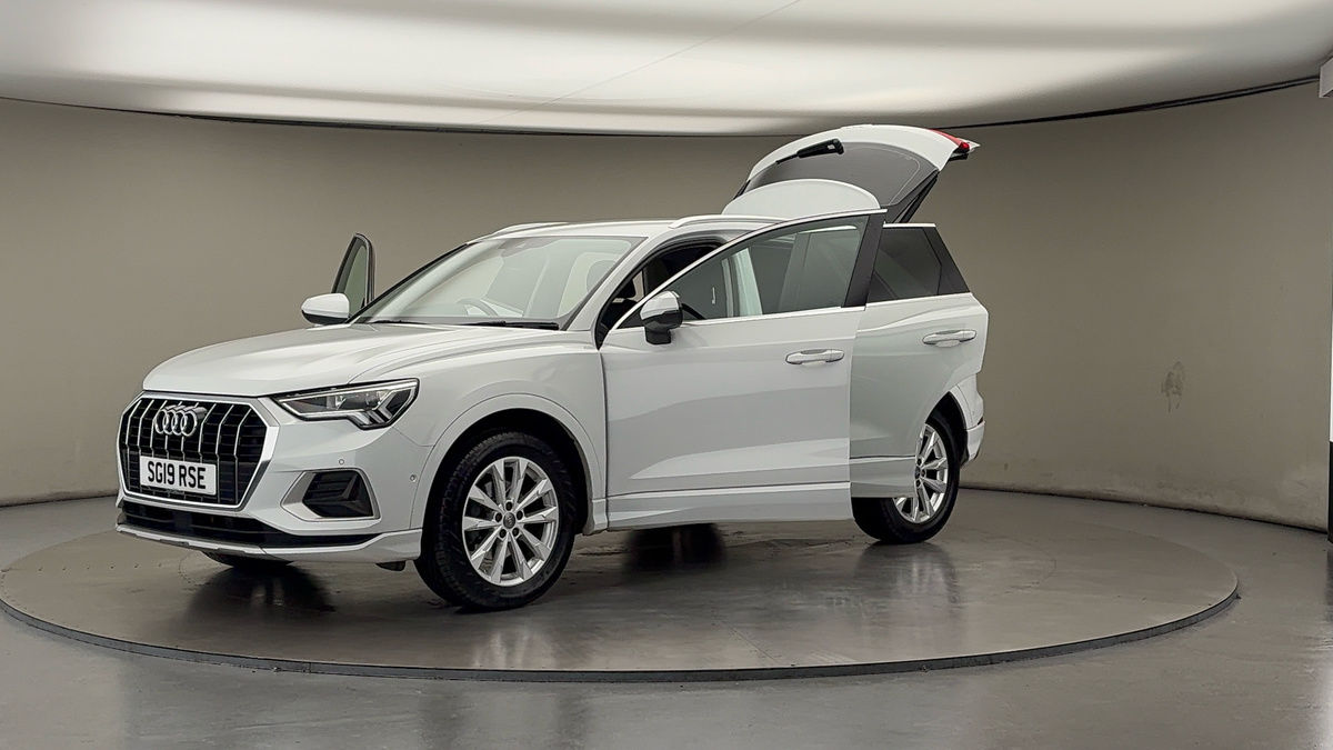 Used Audi Q3 2019 for sale - 76418105: Photo 22