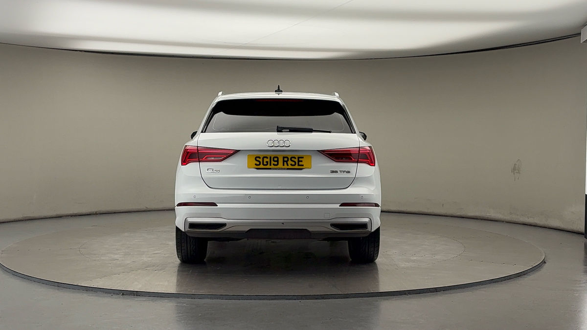 Used Audi Q3 2019 for sale - 76418105: Photo 4