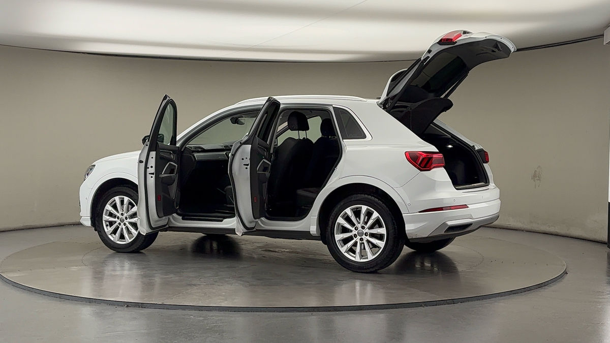 Used Audi Q3 2019 for sale - 76418105: Photo 45