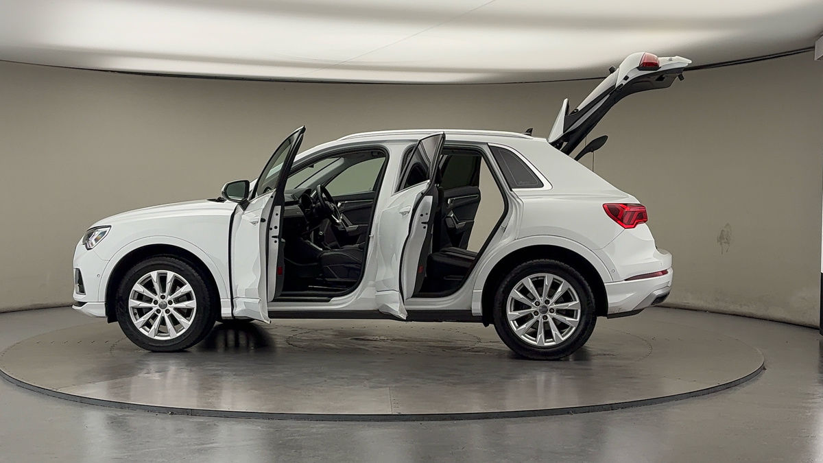 Used Audi Q3 2019 for sale - 76418105: Photo 46