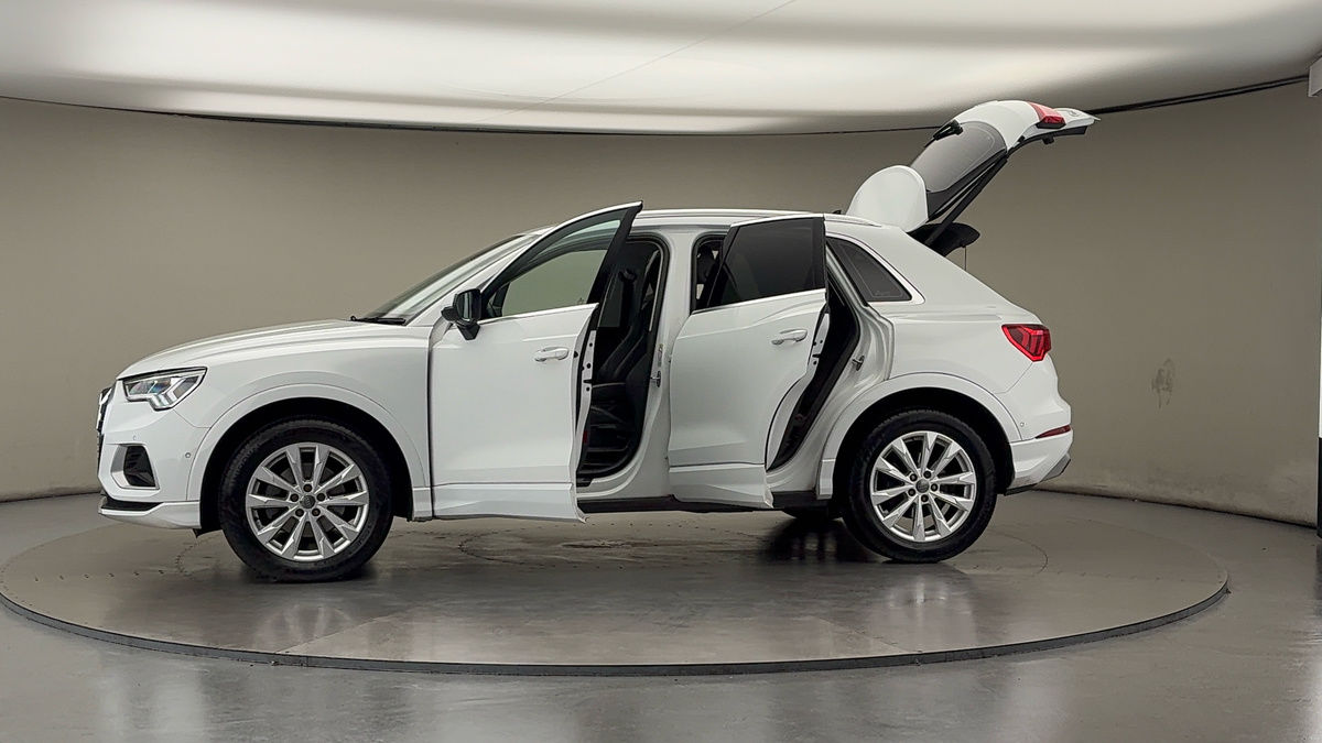 Used Audi Q3 2019 for sale - 76418105: Photo 47