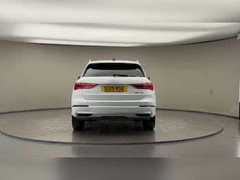 Used Audi Q3 2019 for sale - 76418105: Photo