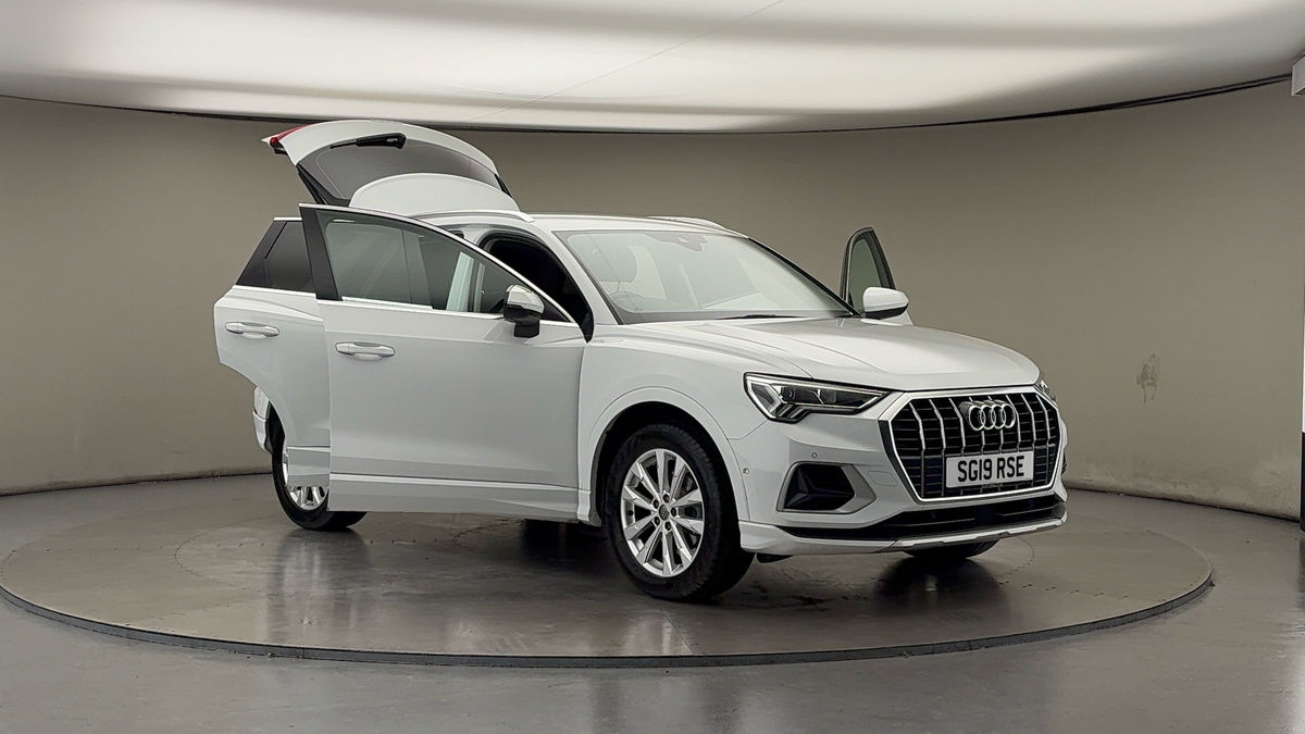 Used Audi Q3 2019 for sale - 76418105: Photo 53