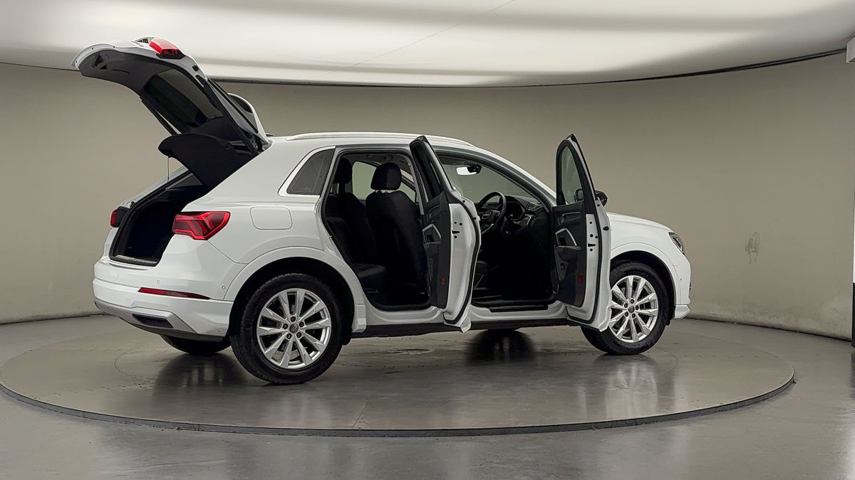 Used Audi Q3 2019 for sale - 76418105: Photo 57