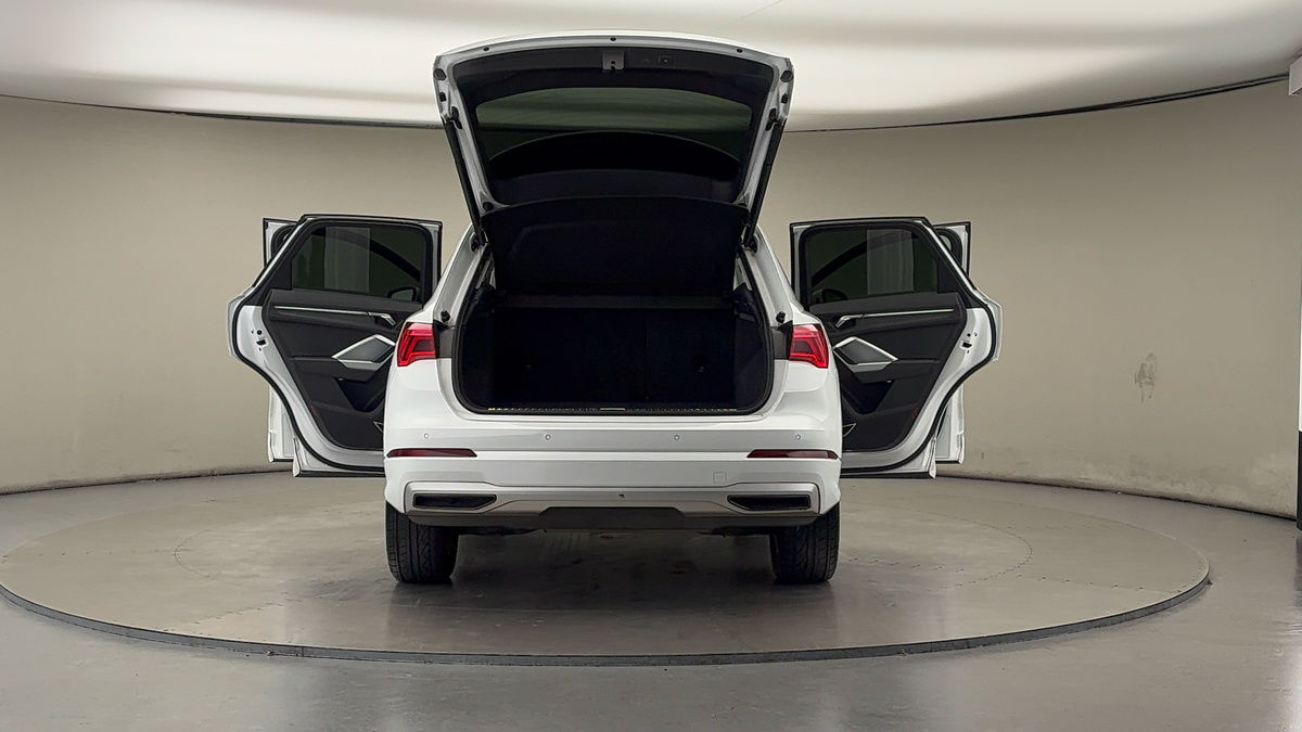 Used Audi Q3 2019 for sale - 76418105: Photo 60