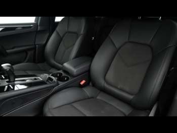 Used Porsche Macan 2023 for sale - 74380370: Photo