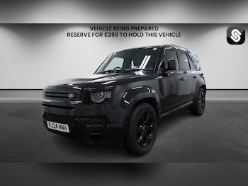 Used Land Rover Defender 2024 for sale - 78111582: Photo