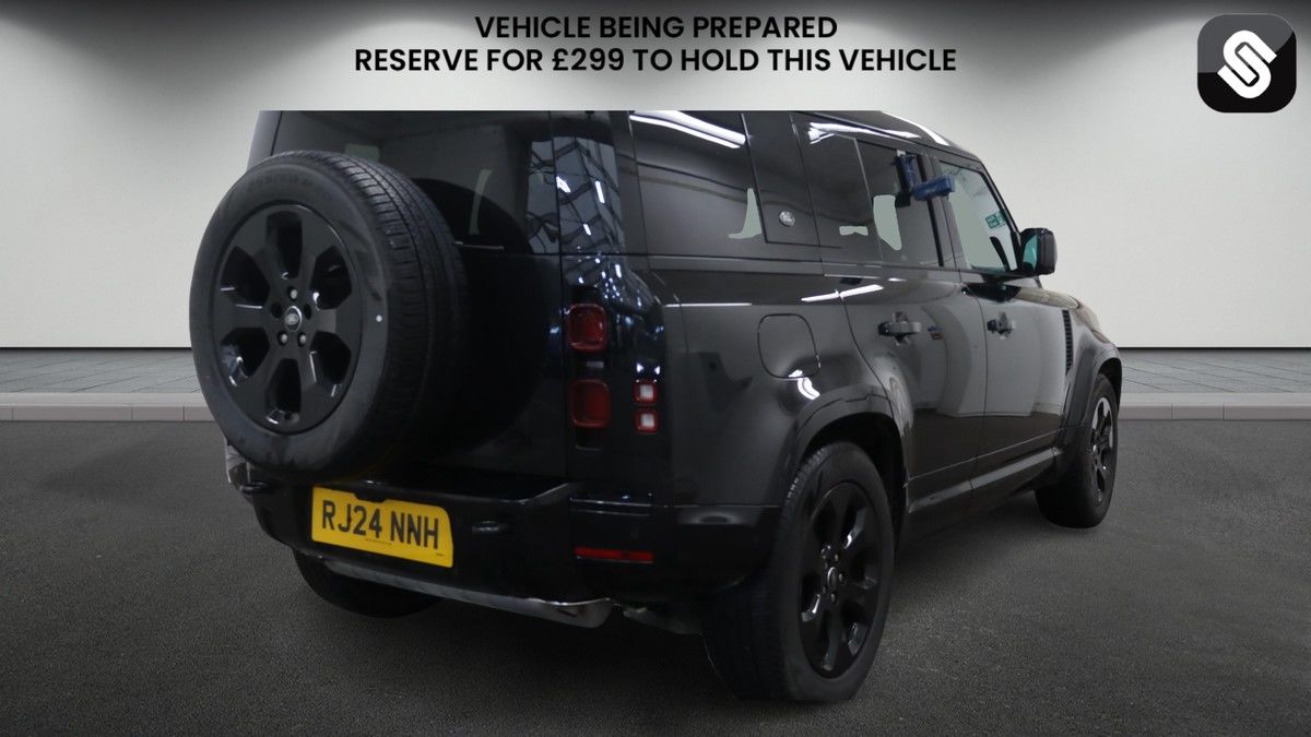 Used Land Rover Defender 2024 for sale - 78111582: Photo 4