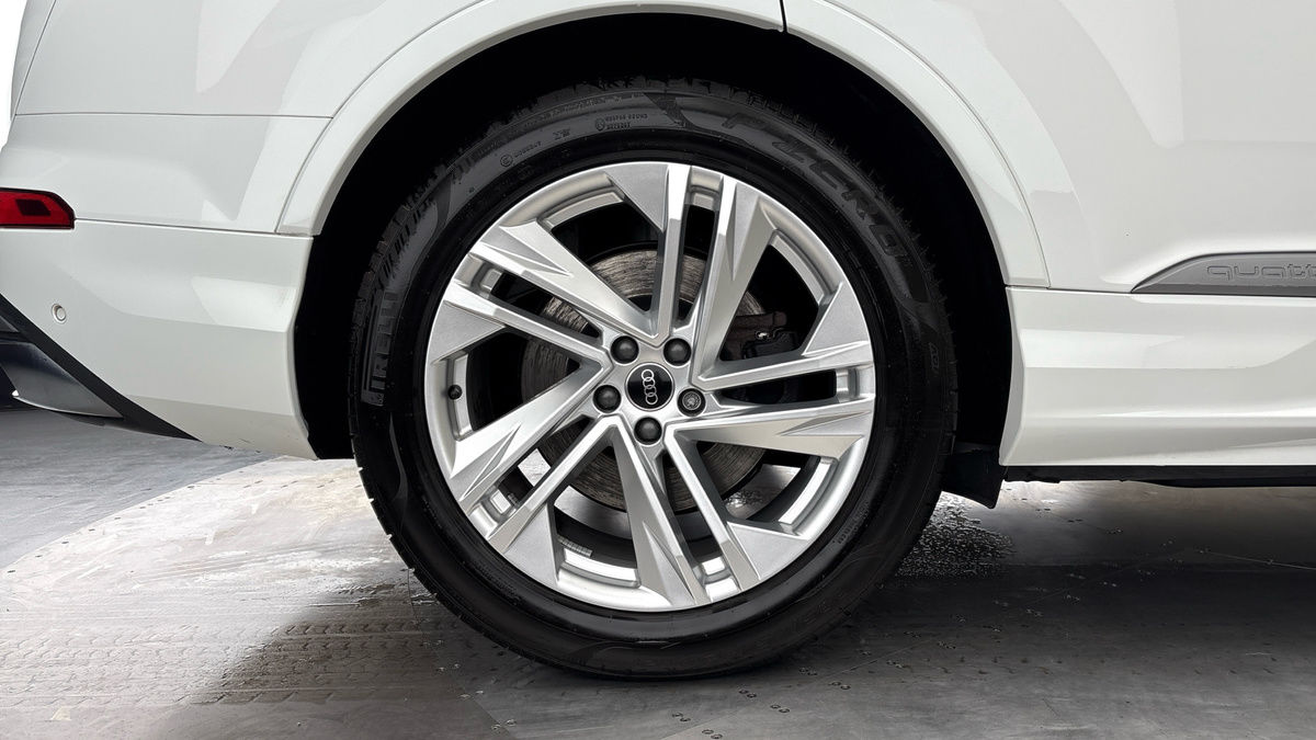 Used Audi Q7 2023 for sale - 75974870: Photo 10