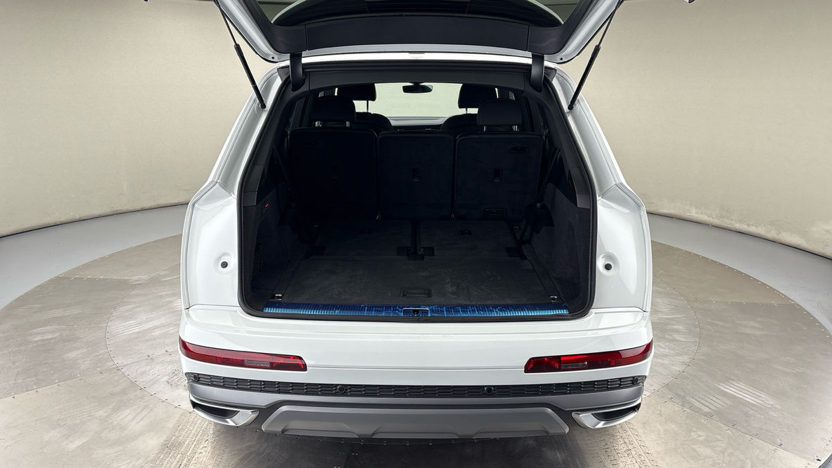 Used Audi Q7 2023 for sale - 75974870: Photo 11