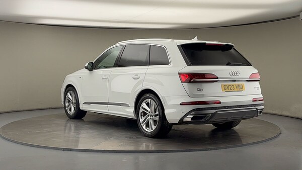 Used Audi Q7 2023 for sale - 75974870: Photo 2