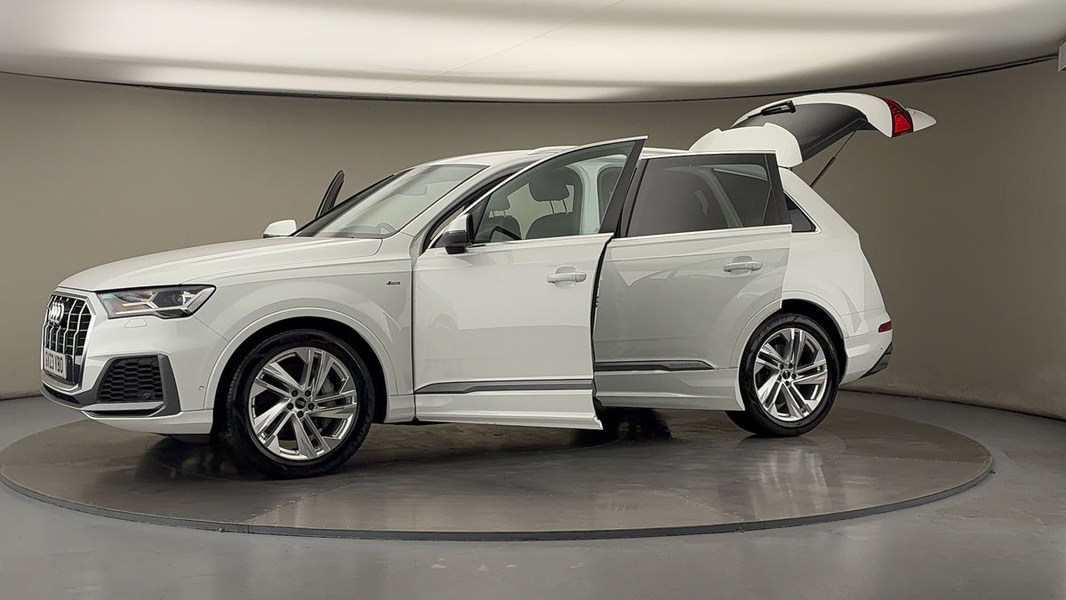 Used Audi Q7 2023 for sale - 75974870: Photo 49