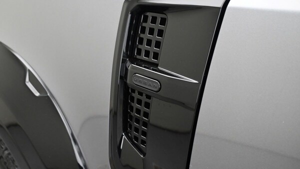 Used Land Rover Defender 110 2022 for sale - 74107099: Photo 18