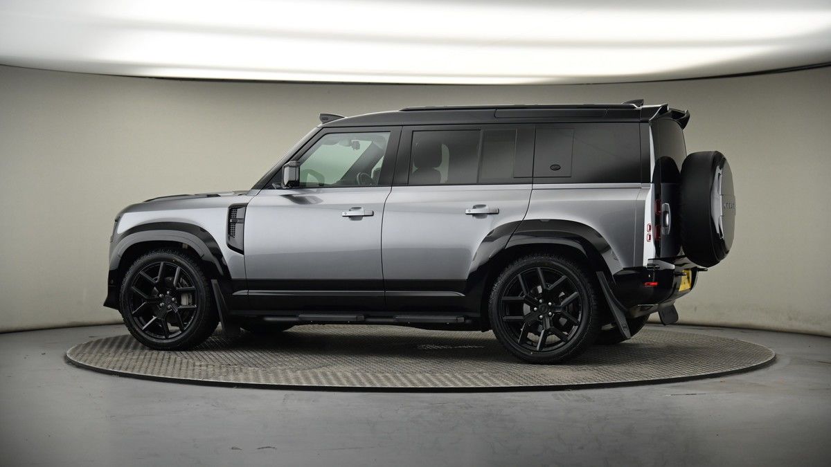 Used Land Rover Defender 110 2022 for sale - 74107099: Photo 46