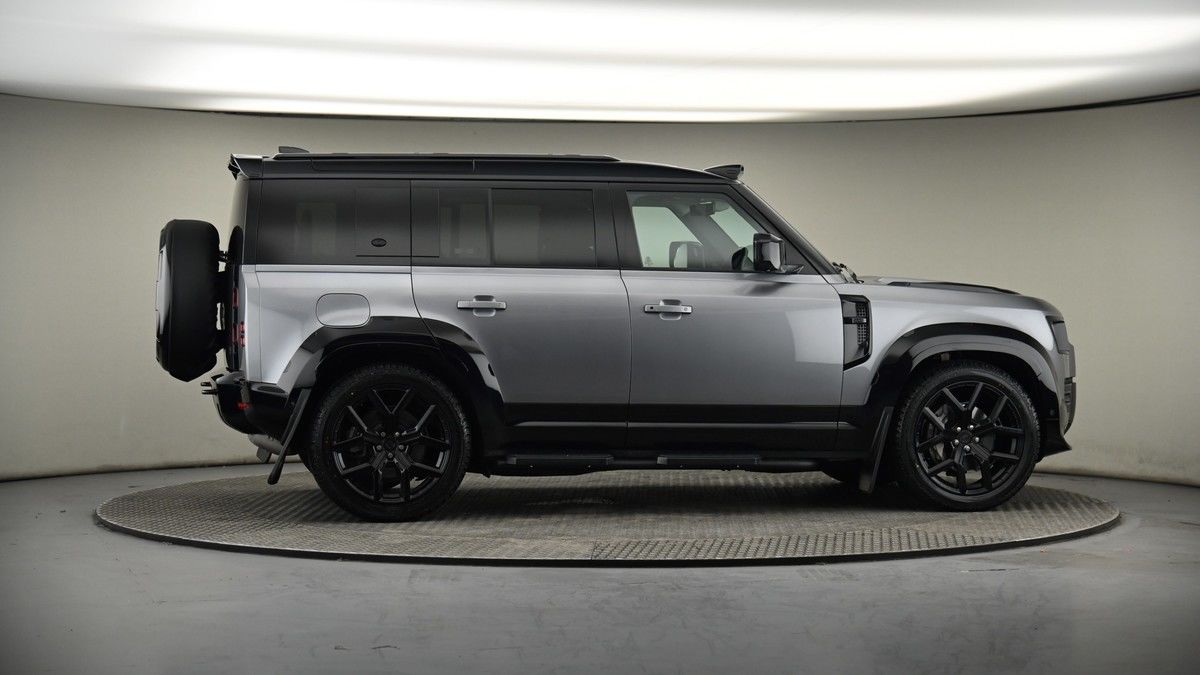 Used Land Rover Defender 110 2022 for sale - 74107099: Photo 61