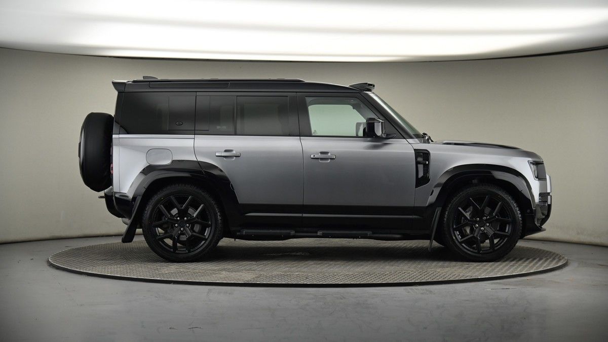 Used Land Rover Defender 110 2022 for sale - 74107099: Photo 62