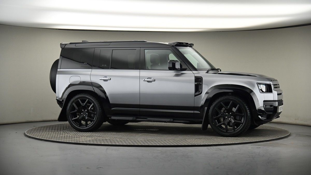 Used Land Rover Defender 110 2022 for sale - 74107099: Photo 64