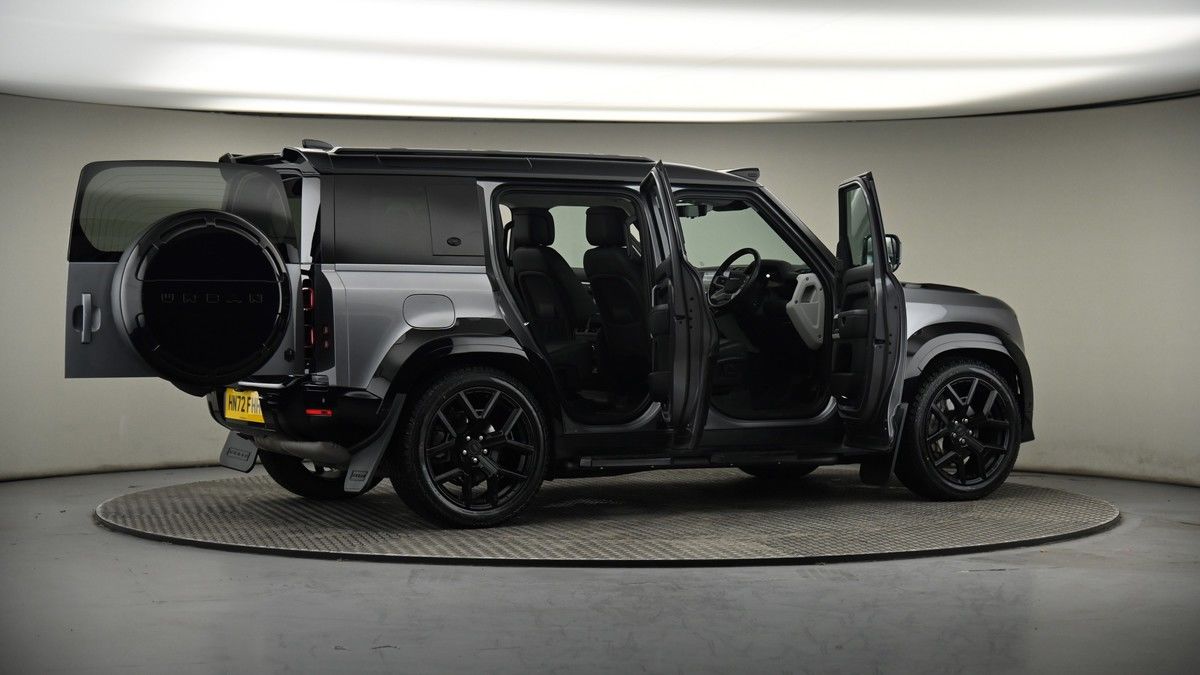 Used Land Rover Defender 110 2022 for sale - 74107099: Photo 85