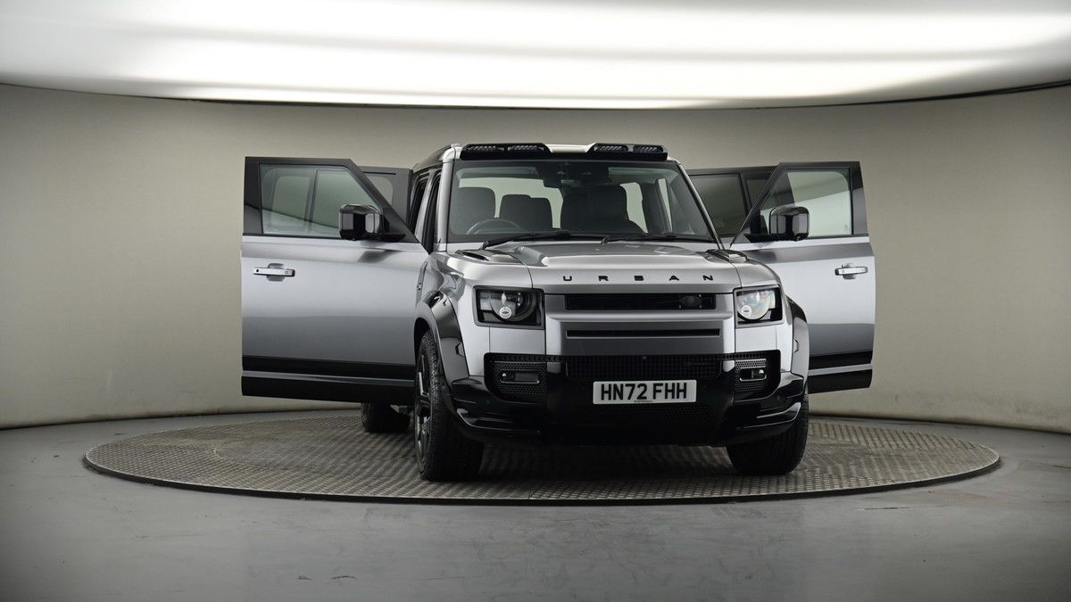 Used Land Rover Defender 110 2022 for sale - 74107099: Photo 95