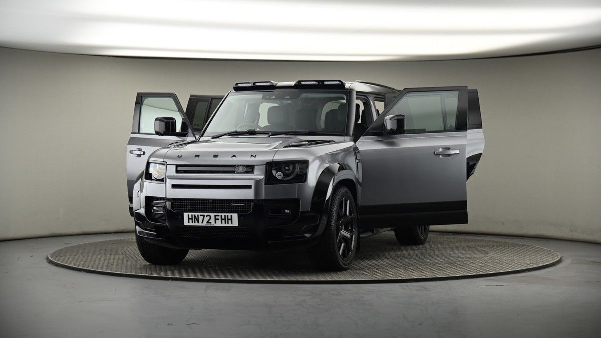 Used Land Rover Defender 110 2022 for sale - 74107099: Photo 98