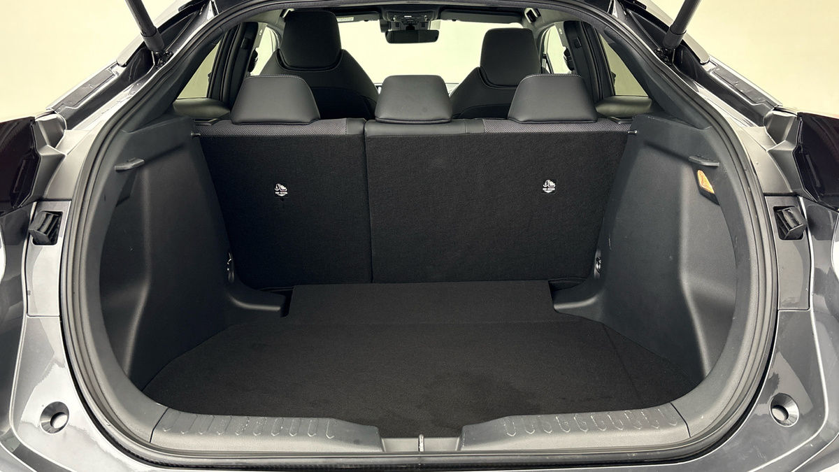 Used Toyota C-HR 2024 for sale - 76570844: Photo 11