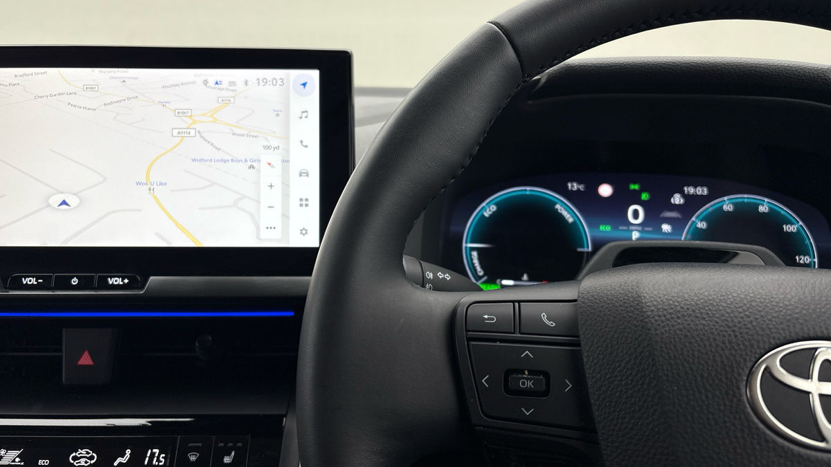 Used Toyota C-HR 2024 for sale - 76570844: Photo 13