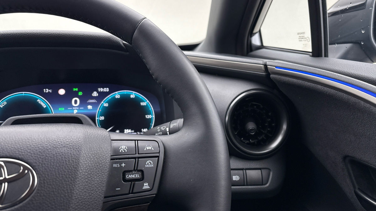 Used Toyota C-HR 2024 for sale - 76570844: Photo 14