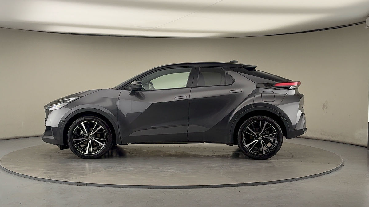 Used Toyota C-HR 2024 for sale - 76570844: Photo 15