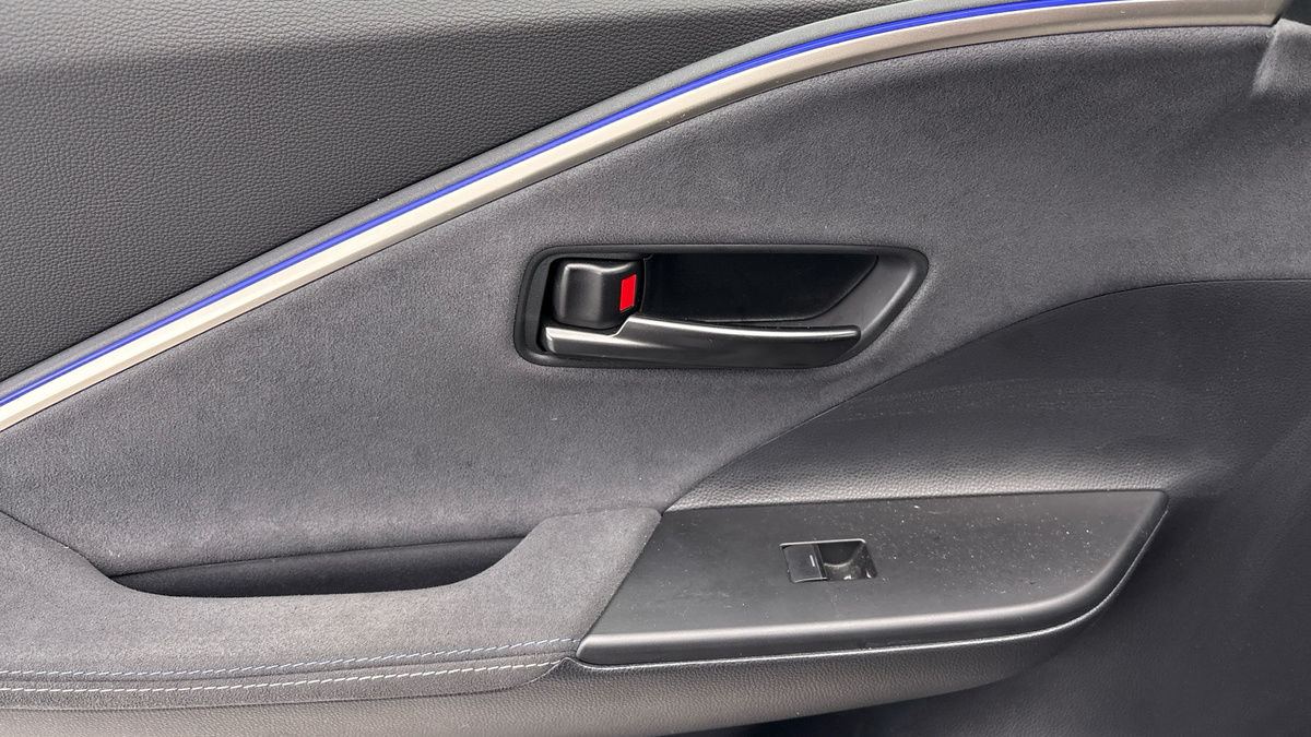 Used Toyota C-HR 2024 for sale - 76570844: Photo 19