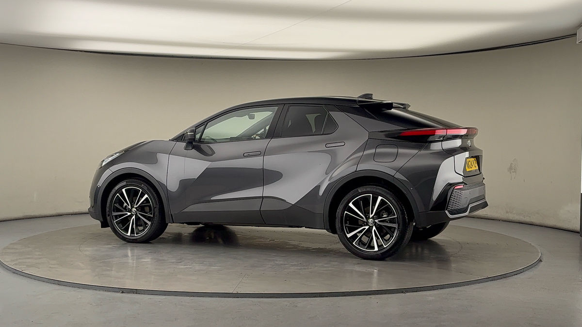 Used Toyota C-HR 2024 for sale - 76570844: Photo 26