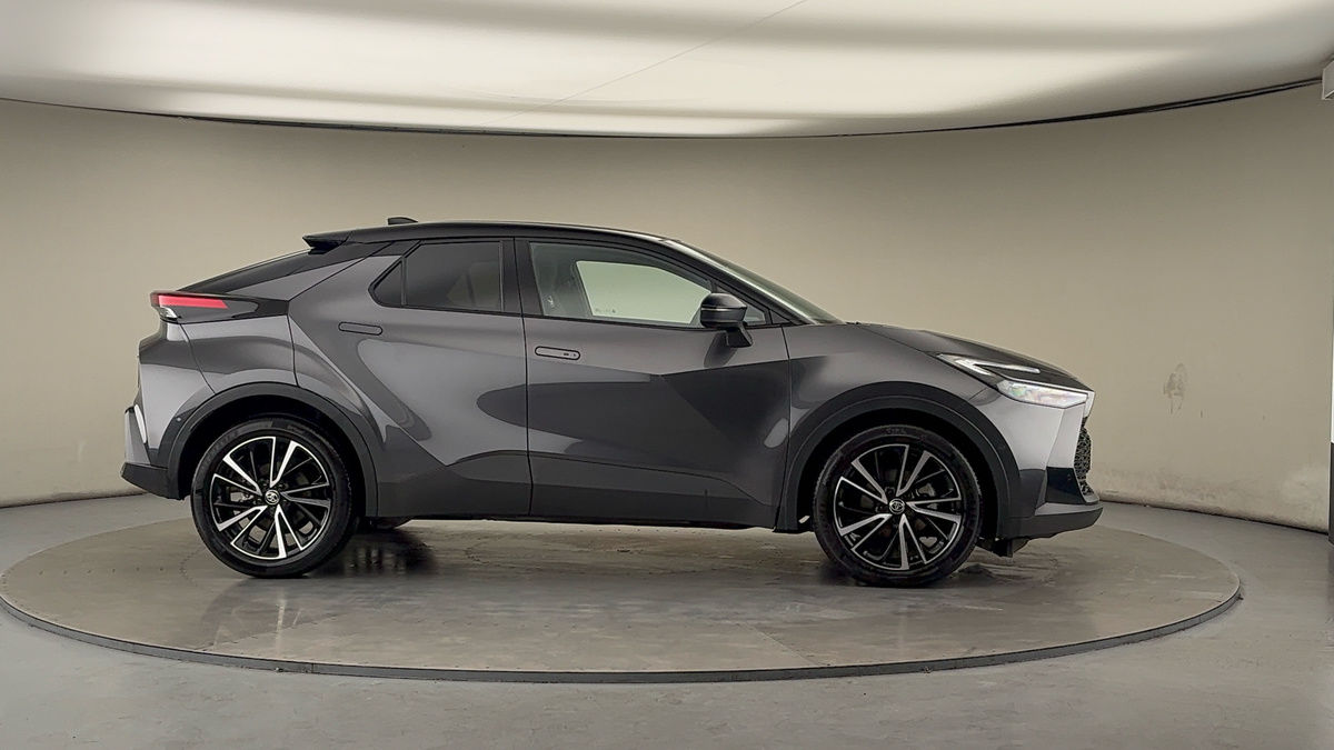 Used Toyota C-HR 2024 for sale - 76570844: Photo 36