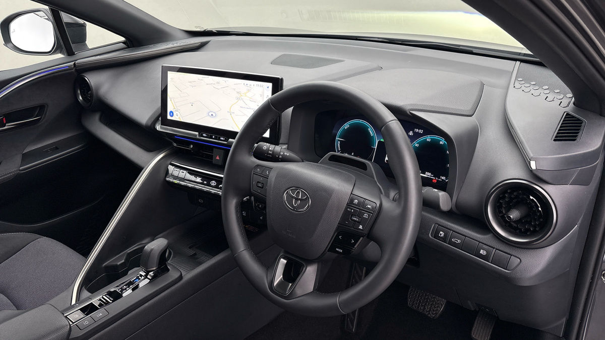 Used Toyota C-HR 2024 for sale - 76570844: Photo 5