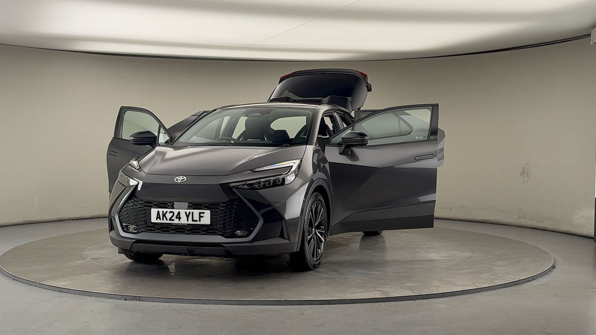 Used Toyota C-HR 2024 for sale - 76570844: Photo 50