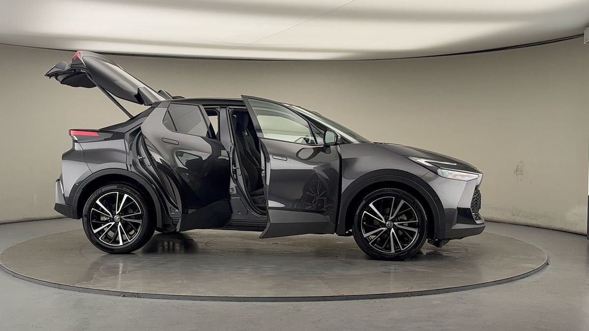 Used Toyota C-HR 2024 for sale - 76570844: Photo 55