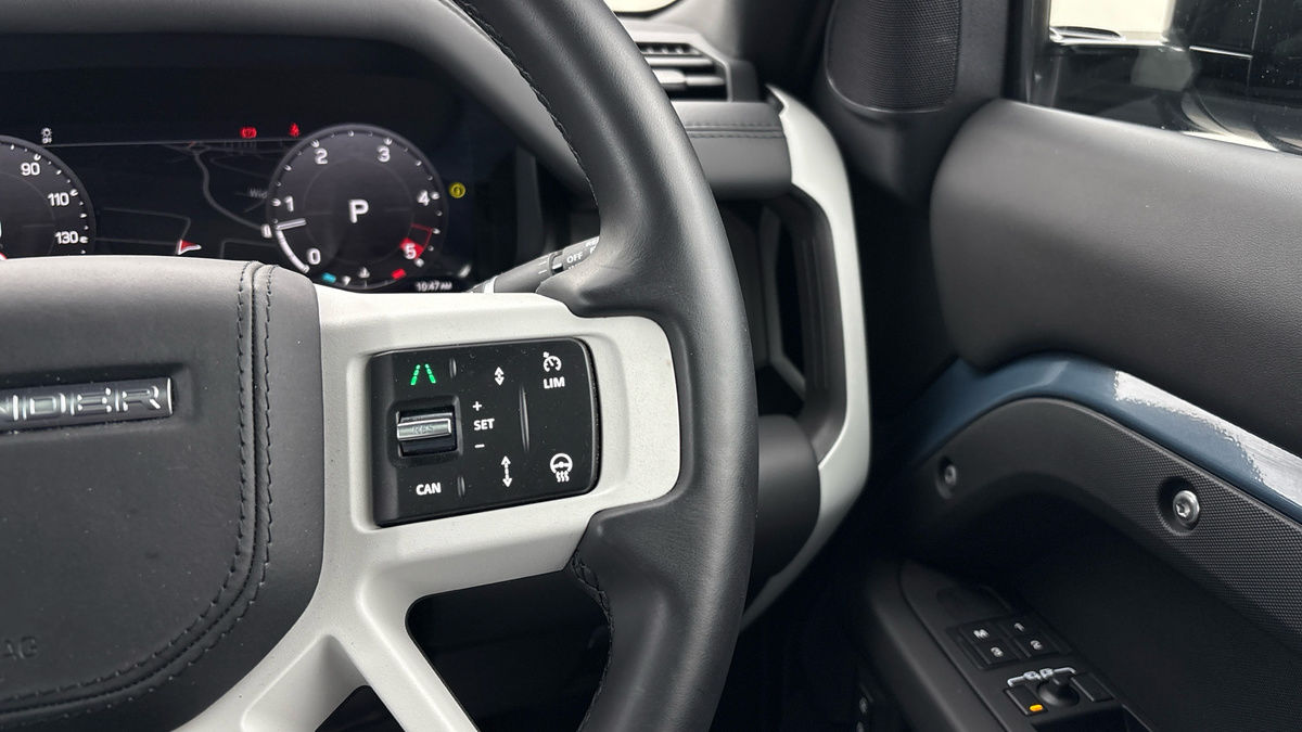 Used Land Rover Defender 2024 for sale - 76570840: Photo 14