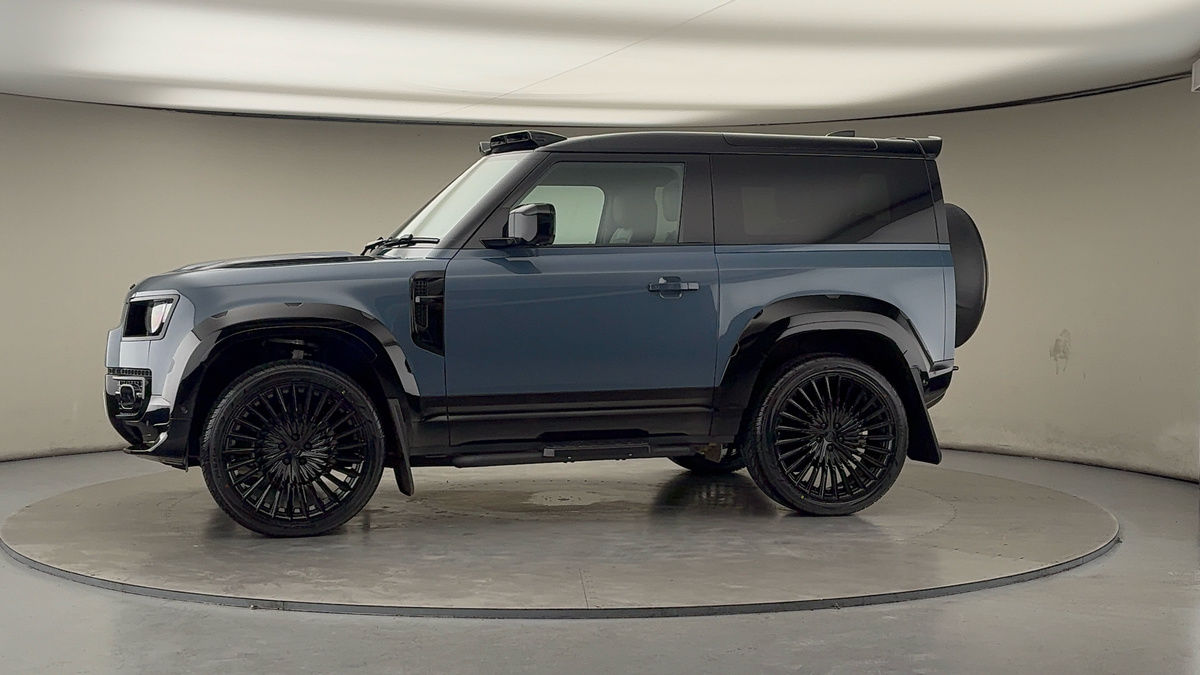 Used Land Rover Defender 2024 for sale - 76570840: Photo 32