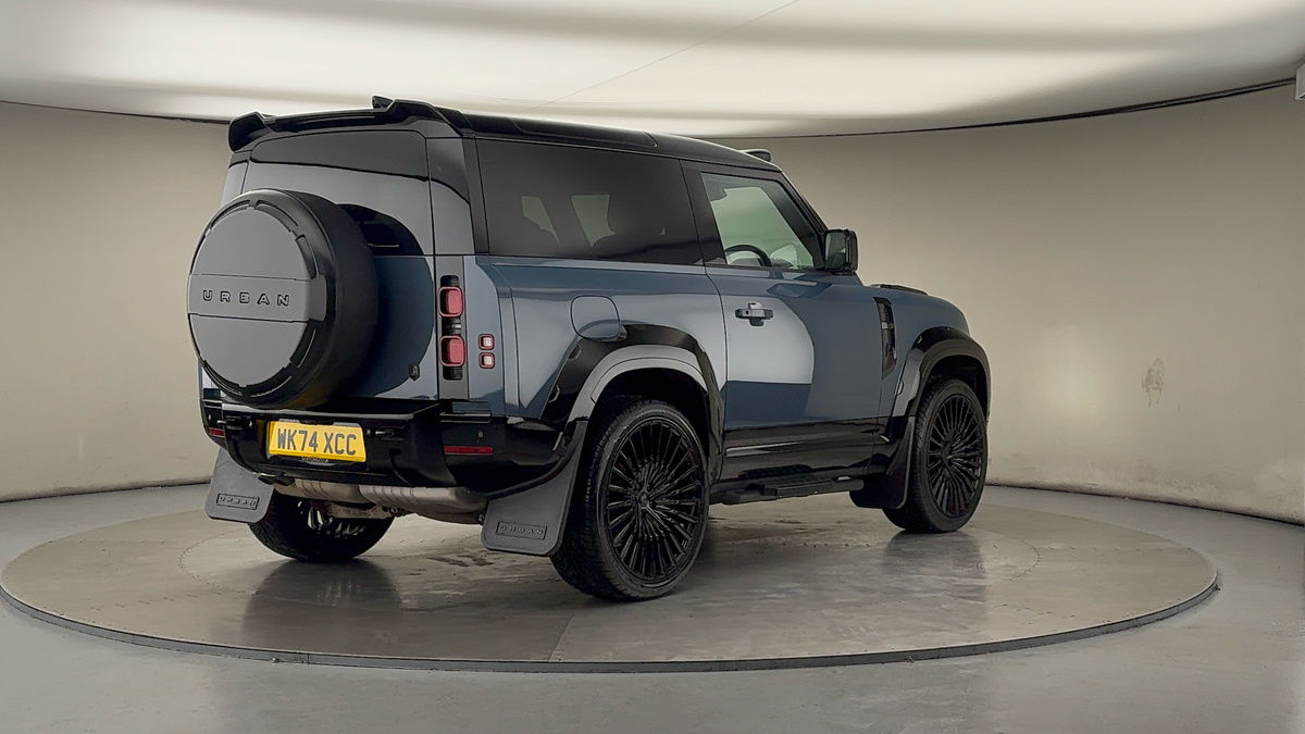 Used Land Rover Defender 2024 for sale - 76570840: Photo 43