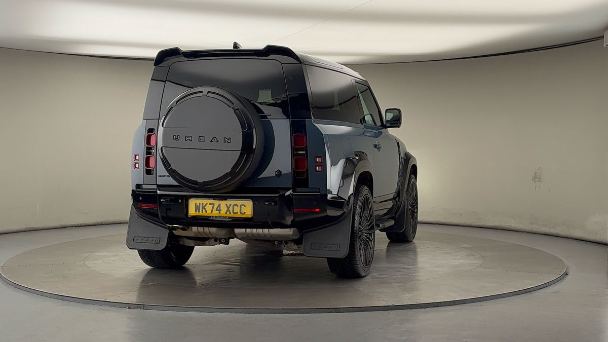 Used Land Rover Defender 2024 for sale - 76570840: Photo 44