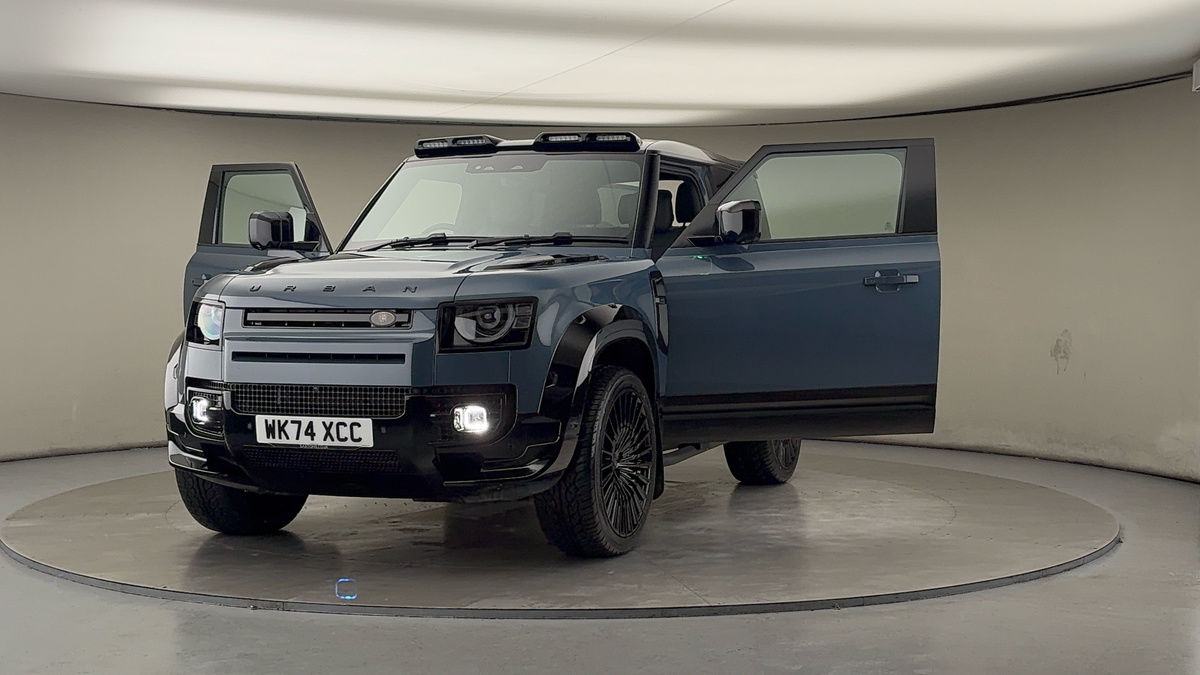 Used Land Rover Defender 2024 for sale - 76570840: Photo 54