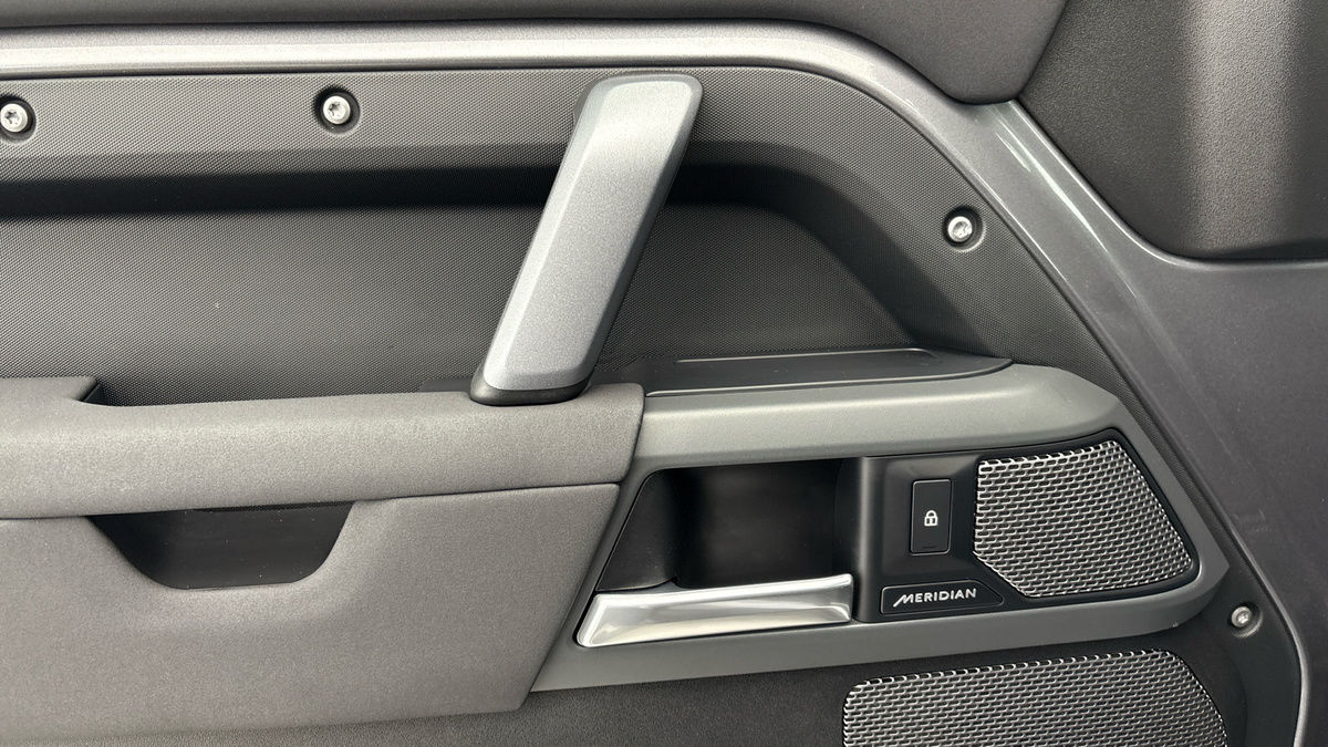 Used Land Rover Defender 110 2022 for sale - 76057253: Photo 19