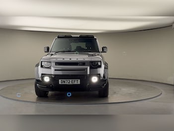 Used Land Rover Defender 110 2022 for sale - 76057253: Photo