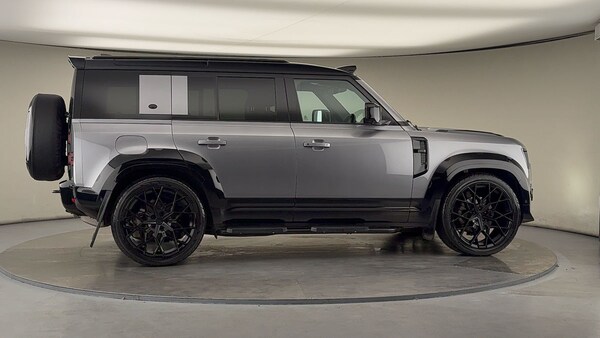 Used Land Rover Defender 110 2022 for sale - 76057253: Photo 40