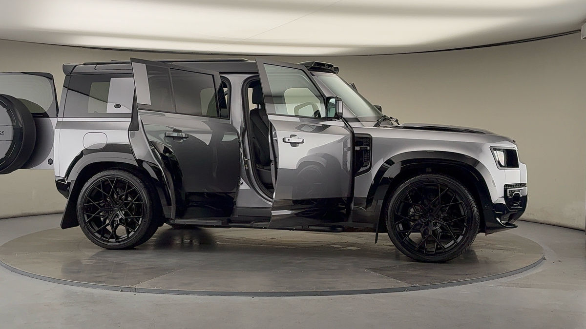 Used Land Rover Defender 110 2022 for sale - 76057253: Photo 58