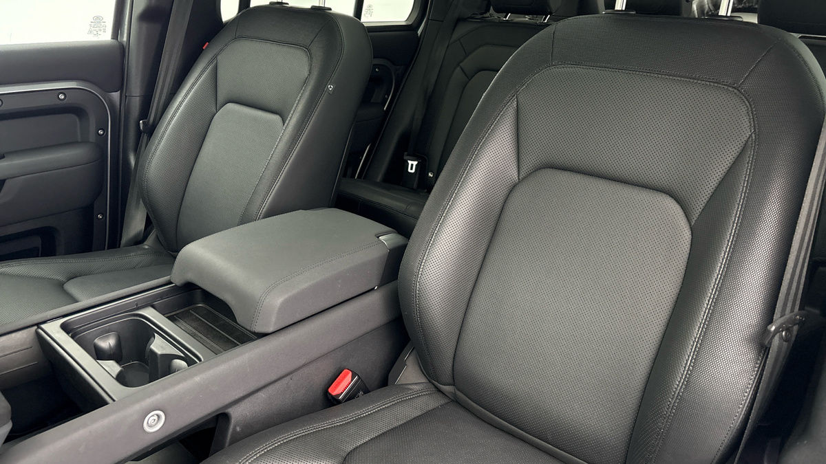 Used Land Rover Defender 110 2022 for sale - 76057253: Photo 7
