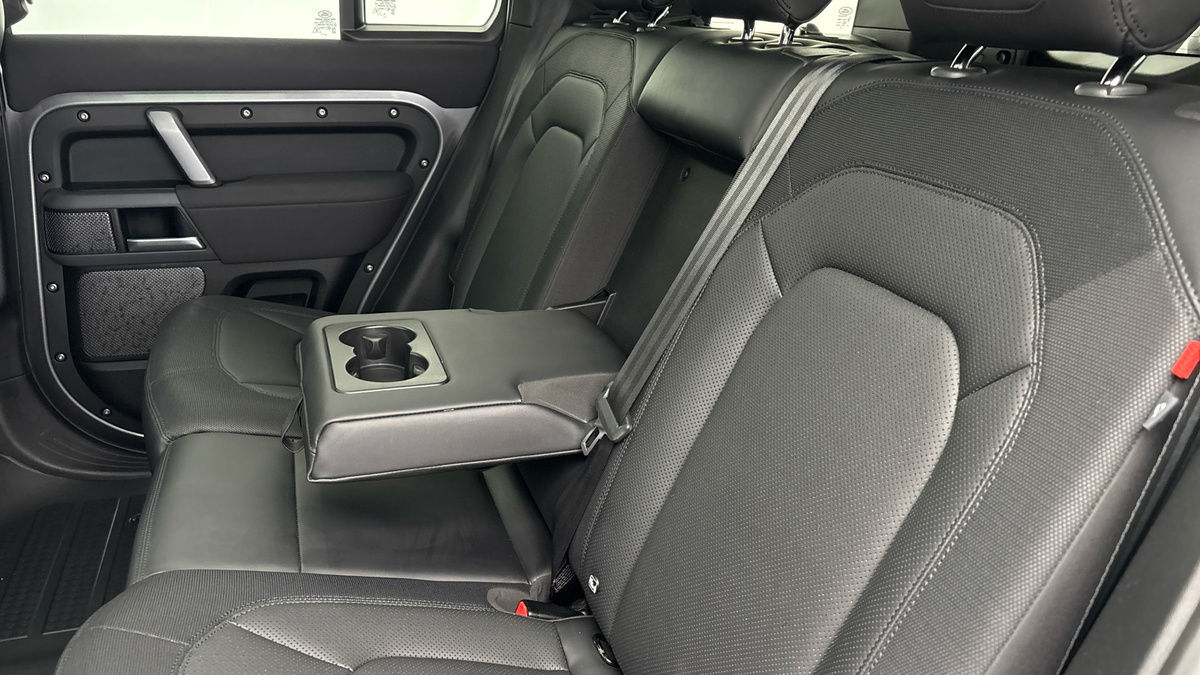 Used Land Rover Defender 110 2022 for sale - 76057253: Photo 9