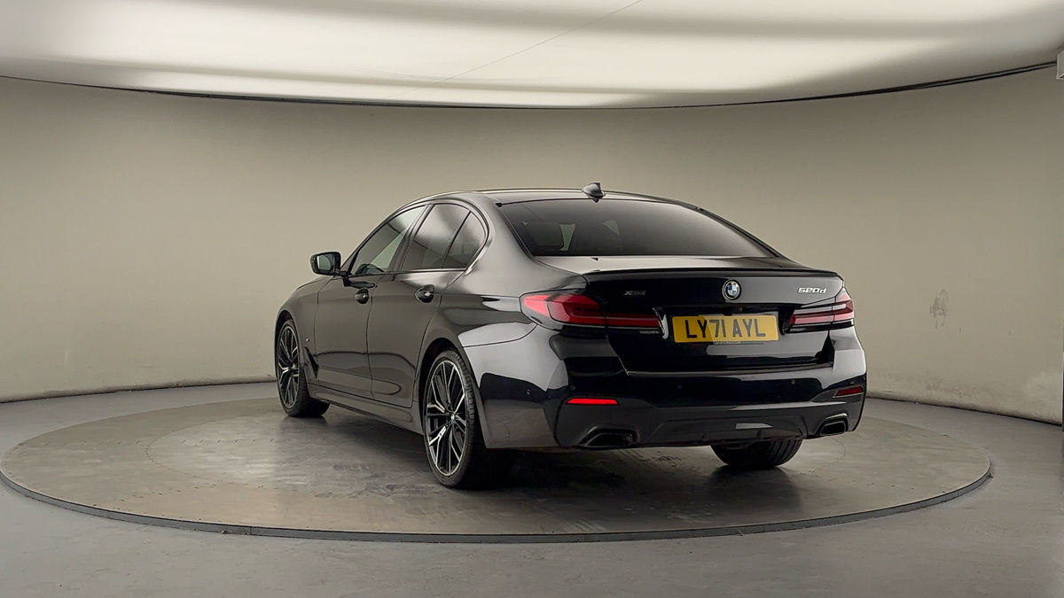 Used BMW 5 Series 2021 for sale - 76280704: Photo 43