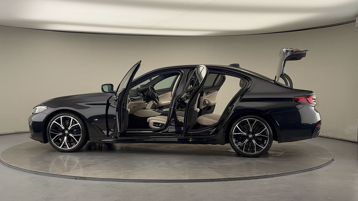 Used BMW 5 Series 2021 for sale - 76280704: Photo 47