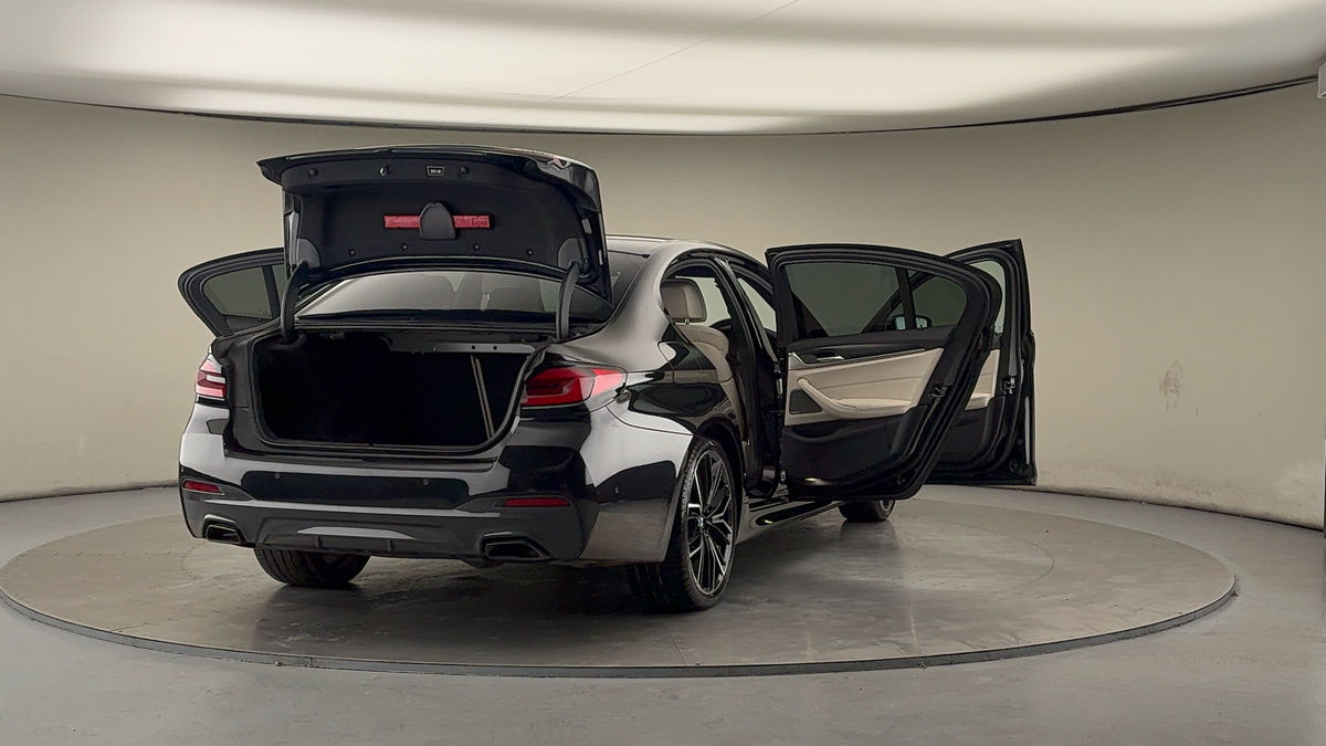 Used BMW 5 Series 2021 for sale - 76280704: Photo 60