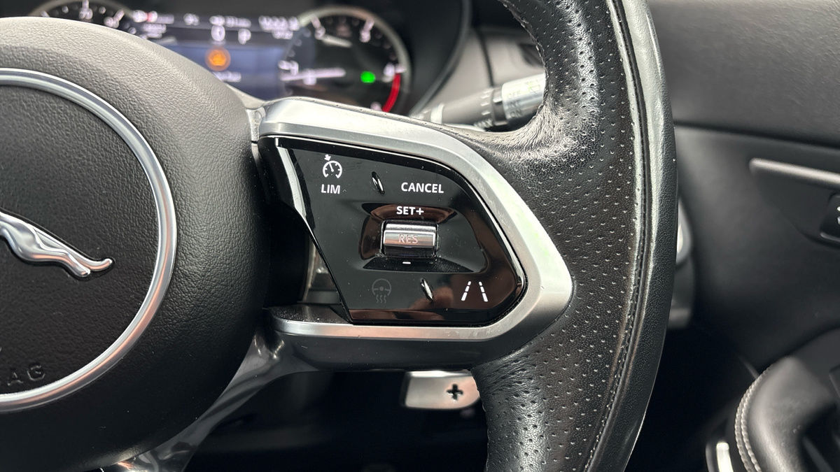 Used Jaguar E-Pace 2022 for sale - 77264195: Photo 14